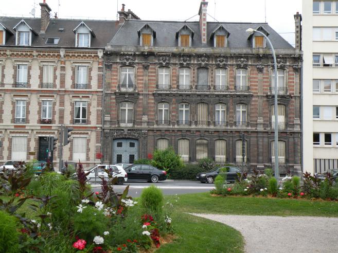  place Casimir Périer
